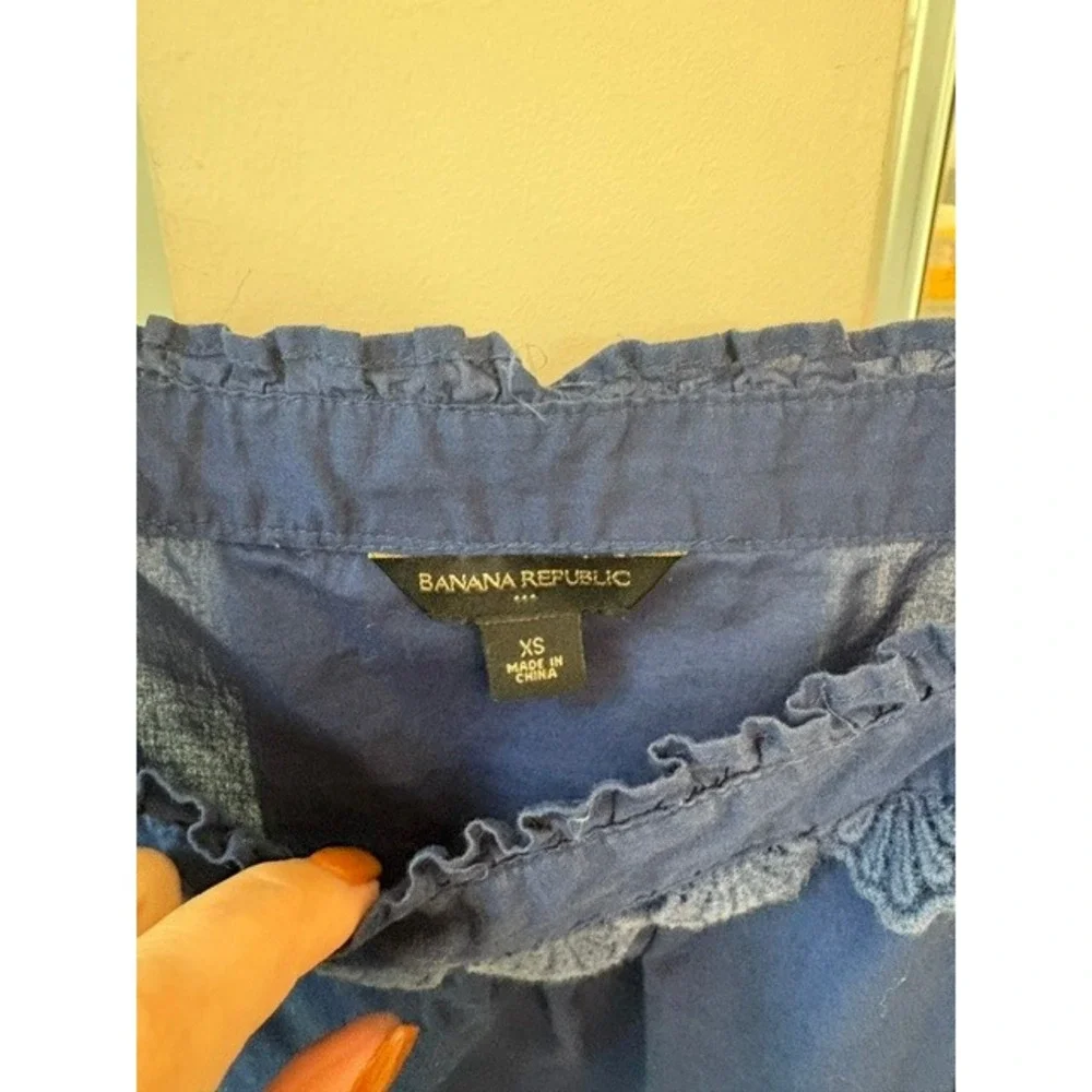 Banana Republic Women's XS Navy Cotton Camisole Ruffle Strap Crochet Trim Tank